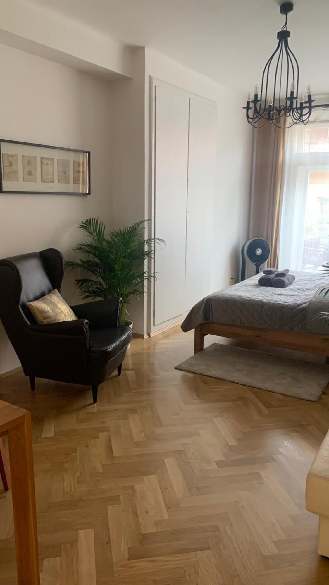 Apartment Anenska By Charles Bridge 3
