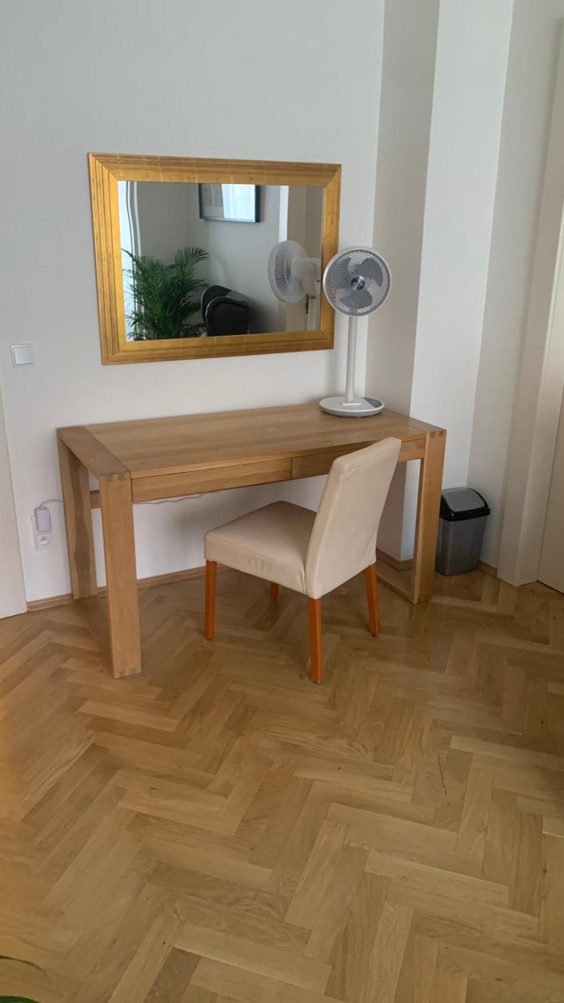 Apartment Anenska By Charles Bridge 3 Prague